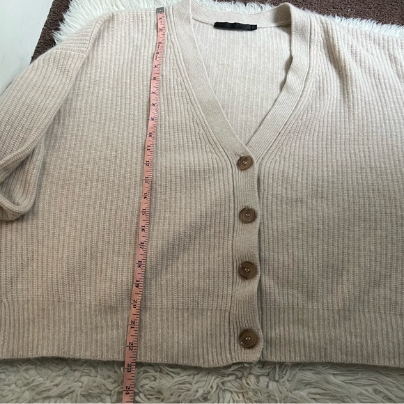 Jenni Kayne Cropped Cardigan Cocoon Cardigan - Oatmeal - Picture 7 of 7